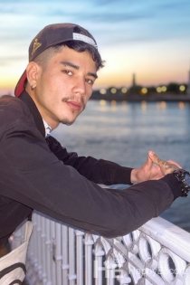Alejandro, 20 de ani, Roma / Italia Escorte - 2