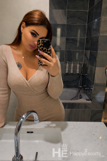 Lara, Age 26, Escort in Tirana / Albania - 4