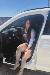 Yara brasileira, 27 anos - 20