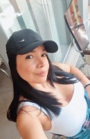 Јулиана, 27 године, Приштина / Косовска пратња