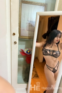 Saray, 24 let, Lublaň / Slovinský doprovod - 6
