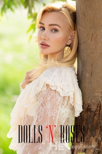 Aksenia, 25 anni, Milano / Italia Escort - 4