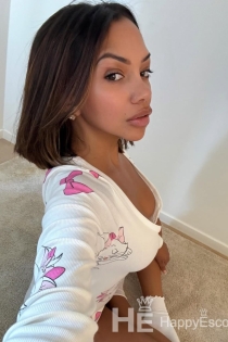 Livia, Yaş 24, Zagreb / ​​Hırvatistan Escortları - 10