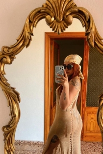 Daniela, 22 let, Barcelona / Španija Spremljevalci - 8