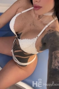MIA sexy, Age 28 - 6