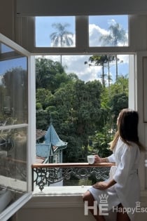 Alice Sierra, 21 tuổi - 7