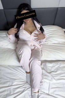 Mina, 21 lat, Hamburg / Niemcy Eskorty - 1