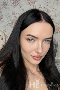 Karina, Yaş 23, Bursa / Türkiye Escortlar - 2