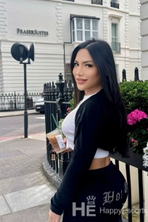 Valentina, 23 let, Marbella / Španija Spremljevalci - 3