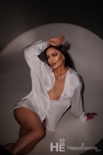 Aylin, Age 28, Escort in Tirana / Albania - 5