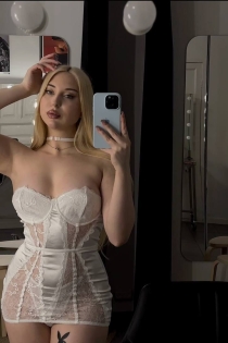 Eda, 20 ans, Tirana / Albanie Escortes - 9