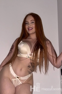 Sara, 20 let, Riga / Lotyšsko Doprovod - 3