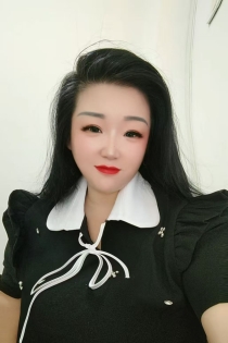 Hela, 26 anni, Tirana / Albania Escort - 1