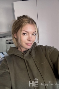 Anora, 27 jaar, Tirana / Albanië Escorts - 1