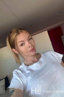 Anora, 27 jaar, Tirana / Albanië Escorts - 3