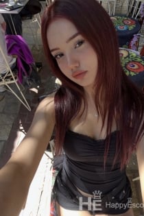 Melina, 19-aastane