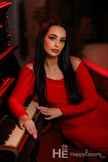Mariana, Age 26, Escort in London / United Kingdom - 8