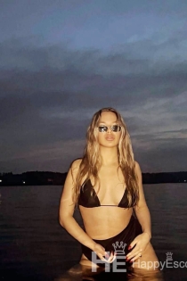 Sasha, Age 23, Escort in London / United Kingdom - 1