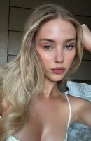 Benni, 25 éves, Budapest / Magyarország Escorts