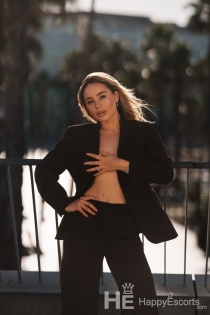 Bella, 21 år, Barcelona / Spanien Escorts - 4