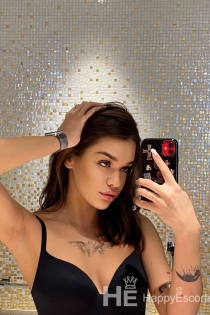 Yulia, Age 24, Escort in Istanbul / Turkey - 3