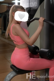 Ella, Miaka 28, Tbilisi / Georgia Wasindikizaji - 1