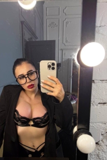 Camilla, 22 let, Paříž / Francie Escorts - 2