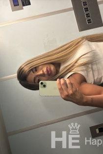 Kim, Age 24, Escort in Stuttgart / Germany - 5