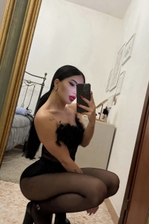 Luna, Age 26, Escort in London / United Kingdom - 2