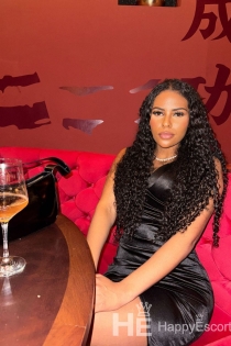 Emyli, 24 ans, Paris / France Escortes - 5