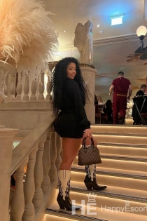 Gabi, 22 ans, Paris / France Escortes - 7