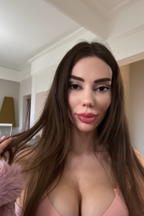 Gazera, 24 år, Tirana / Albanien Escorts - 2