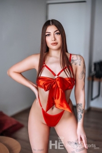 Aysel, Age 24, Escort in Tirana / Albania - 3
