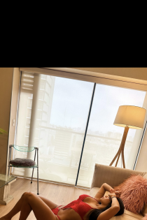 Valentina, Miaka 26, Dubai / UAE Wasindikizaji - 3