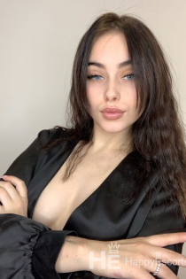 Tessa, Age 21, Escort in Tirana / Albania - 6