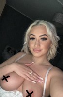 Nina, Age 25, Escort in Tirana / Albanien