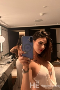 Viena, Umur 22, Pengiring Monte-Carlo / Monaco - 2