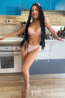 Ambar, 22 år, Milano / Italien Escorts - 2