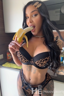 Jlia Souza, 31 éves, Pátrai / Görögország kísérők – 8