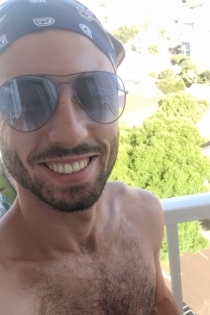 Nuiz, 27 let, Florianopolis / Brazilija Spremljevalci - 1
