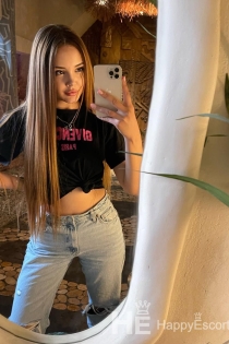 Lucie, 25 let, Tirana / Albanija Spremljevalke - 4