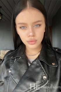 Elisa, Alter 22, Escort in Tirana / Albanien - 3