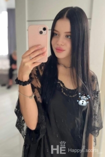Elisa, Alter 22, Escort in Tirana / Albanien - 5