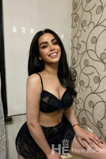 Domenica, vanus 21, Jerevan / Armeenia saatjad - 5