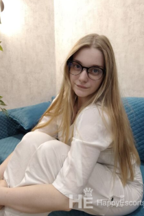 Edina, Umur 22, Pengiring Tirana / Albania - 3