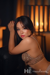 Elza, Age 25, Escort in London / United Kingdom - 2