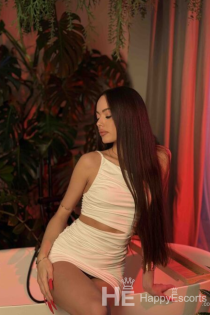 Andrea, 20 let, Tirana / Albánie doprovod – 3