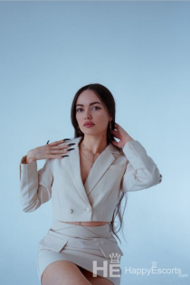 Andrea, 20 let, Tirana / Albánie doprovod – 8