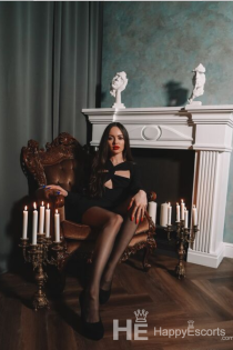 Andrea, 20 let, Tirana / Albánie doprovod – 10