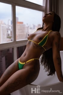Brunna Cortez, 20 ans, Paris / France Escortes - 15